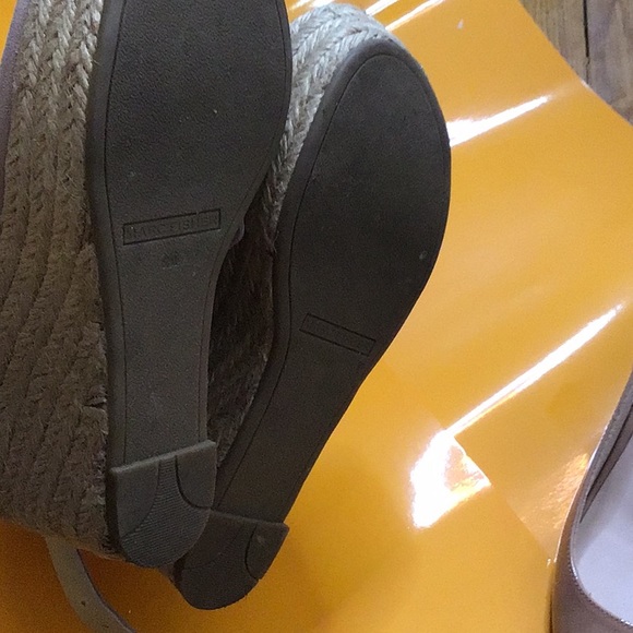 Espadrilles - Picture 6 of 6